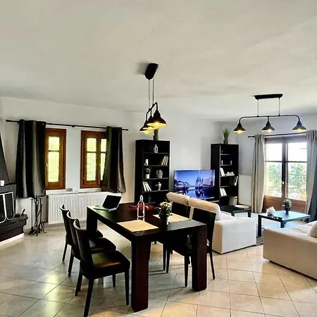 Villa Delmar Mourésion